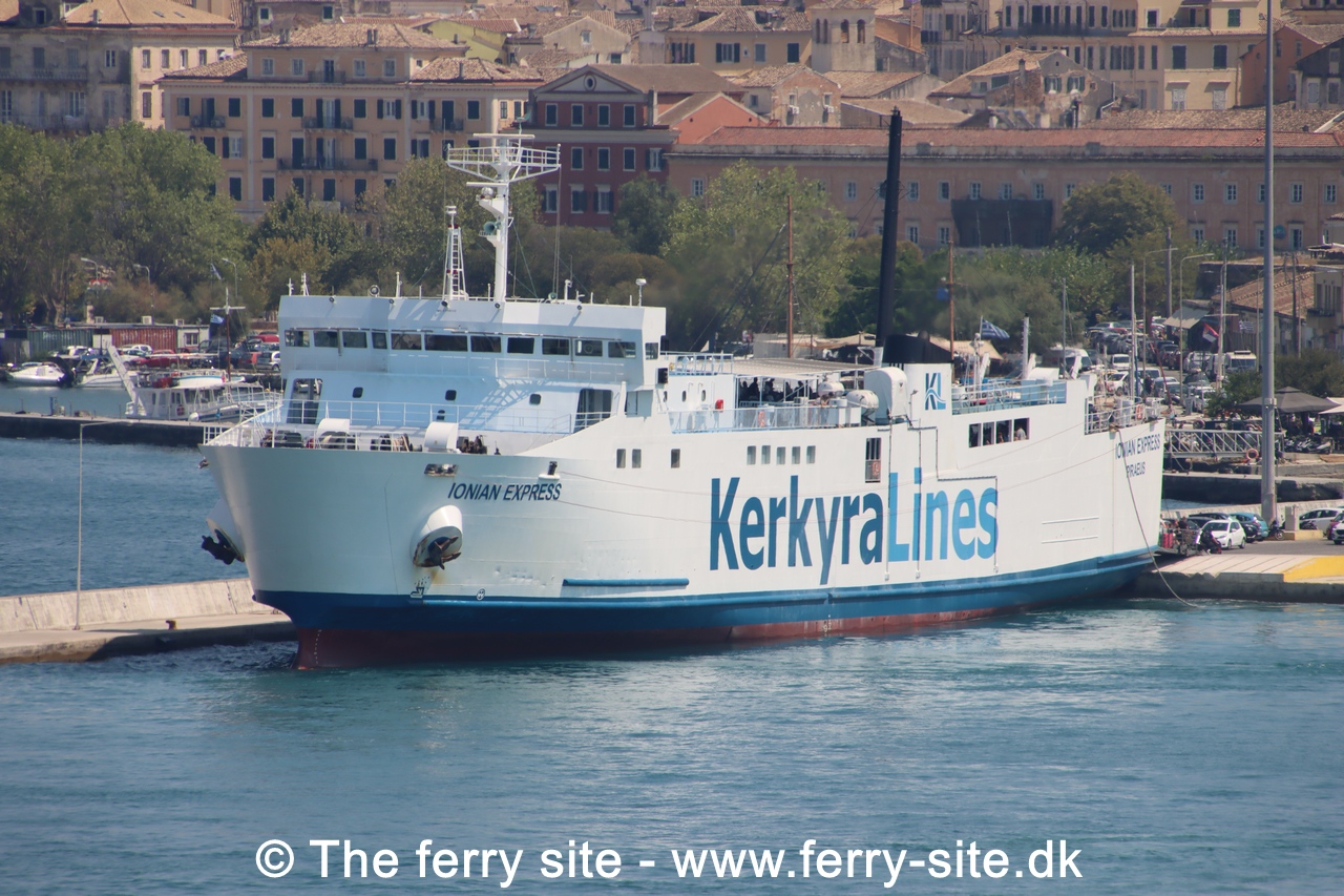 M/F Ionian Express
