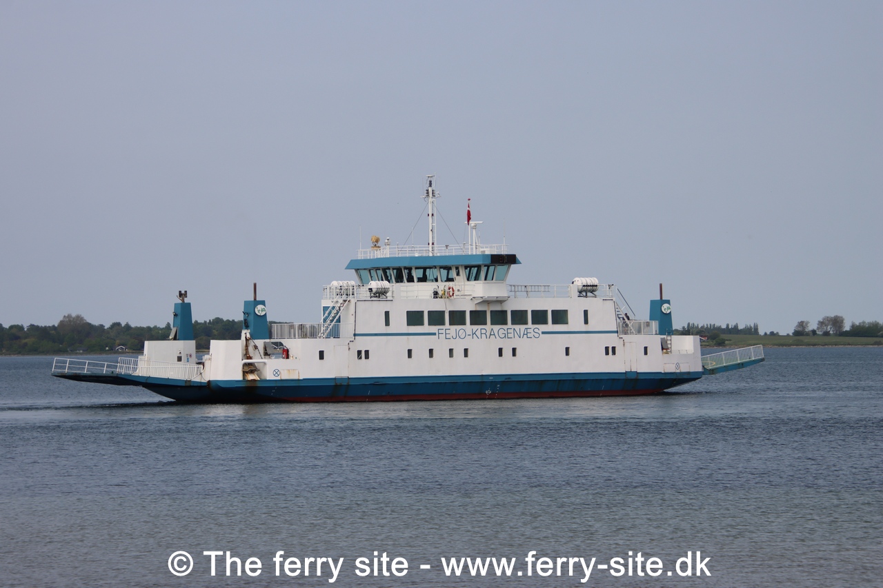 M/F Christine