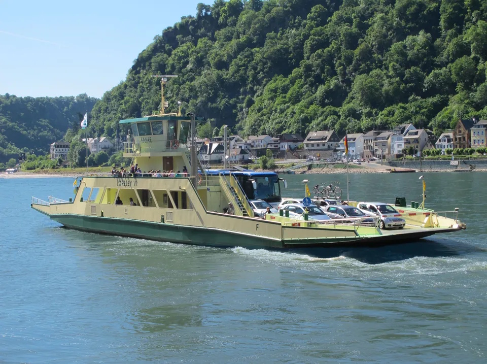 M/F Loreley VI